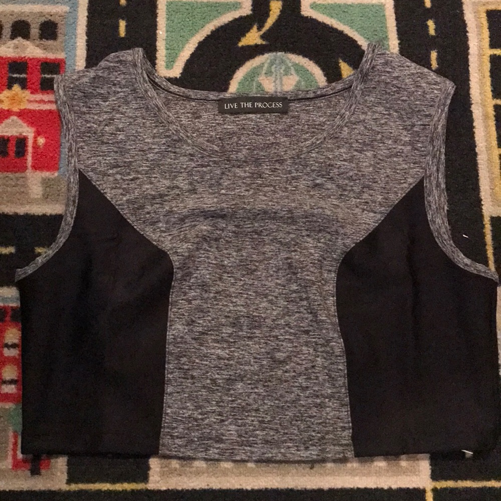 Live the process workout top